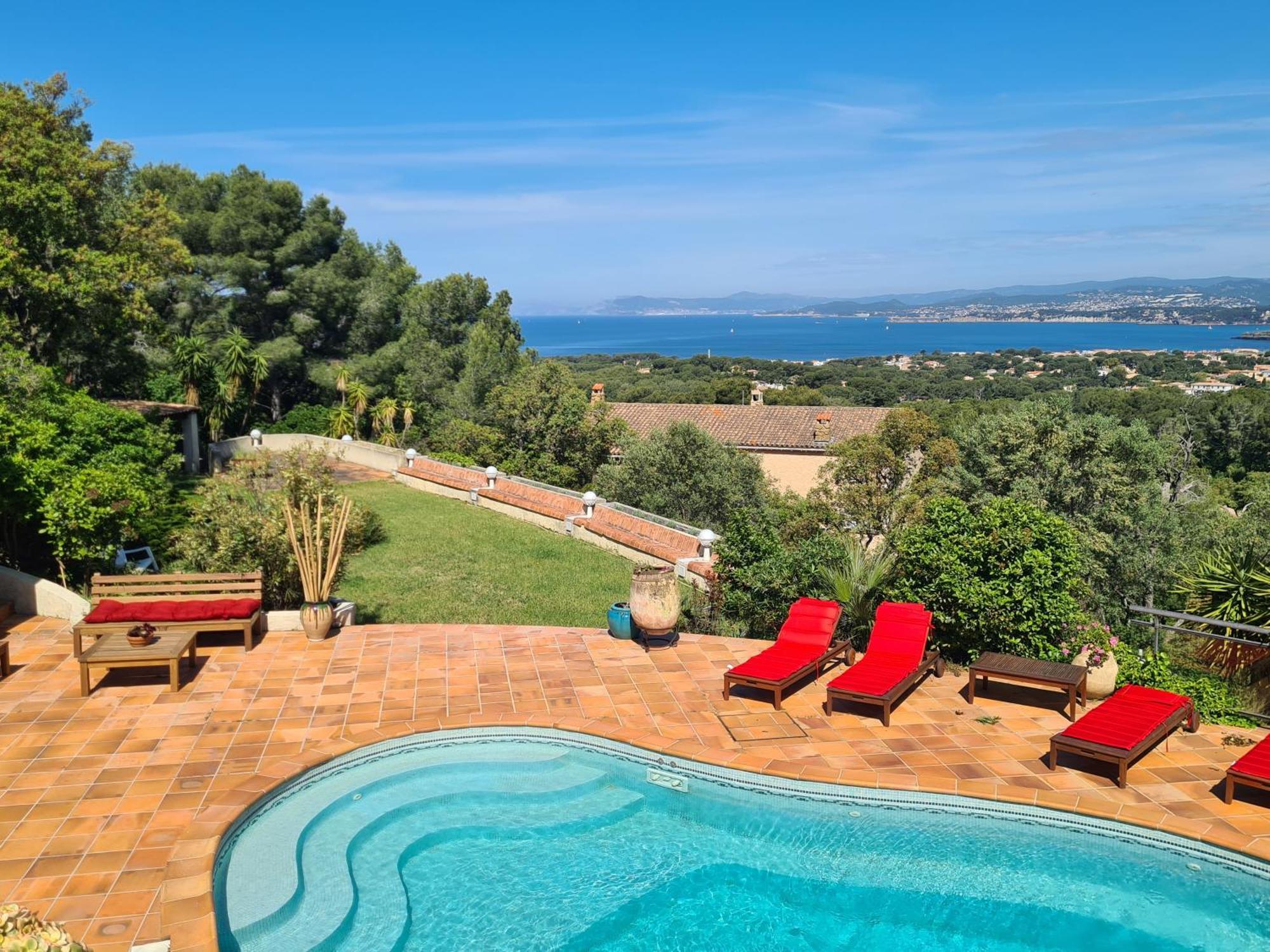 Villa M, Chambres D'Hotes, Vue Mer, Sauna, Piscine A Six-Fours Six-Fours-les-Plages Exteriör bild