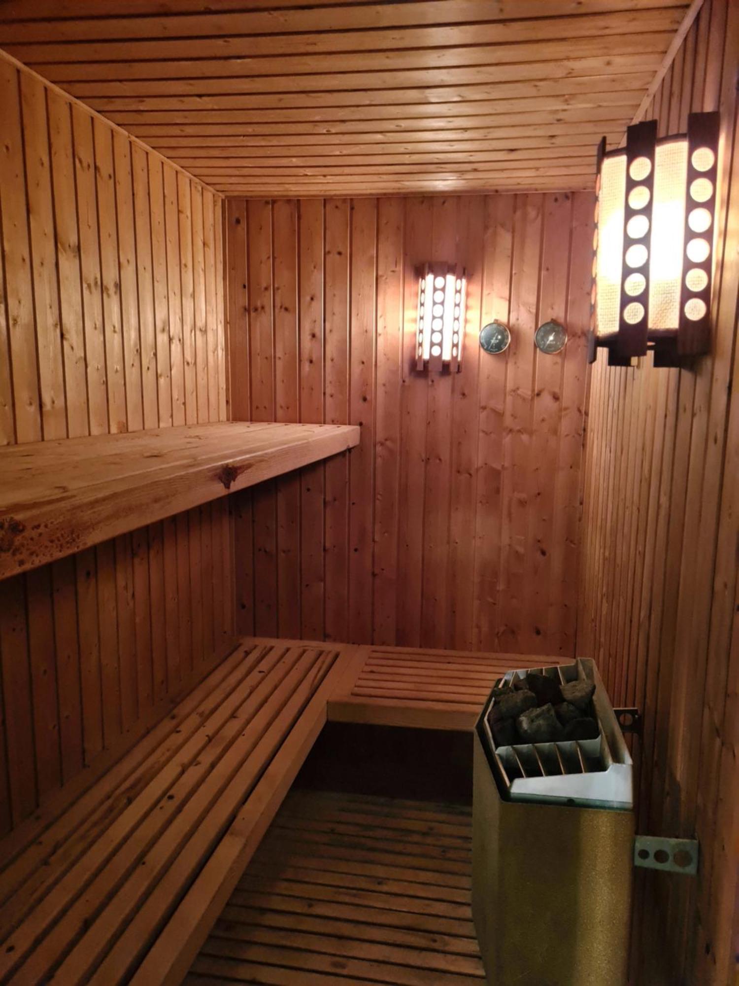 Villa M, Chambres D'Hotes, Vue Mer, Sauna, Piscine A Six-Fours Six-Fours-les-Plages Exteriör bild